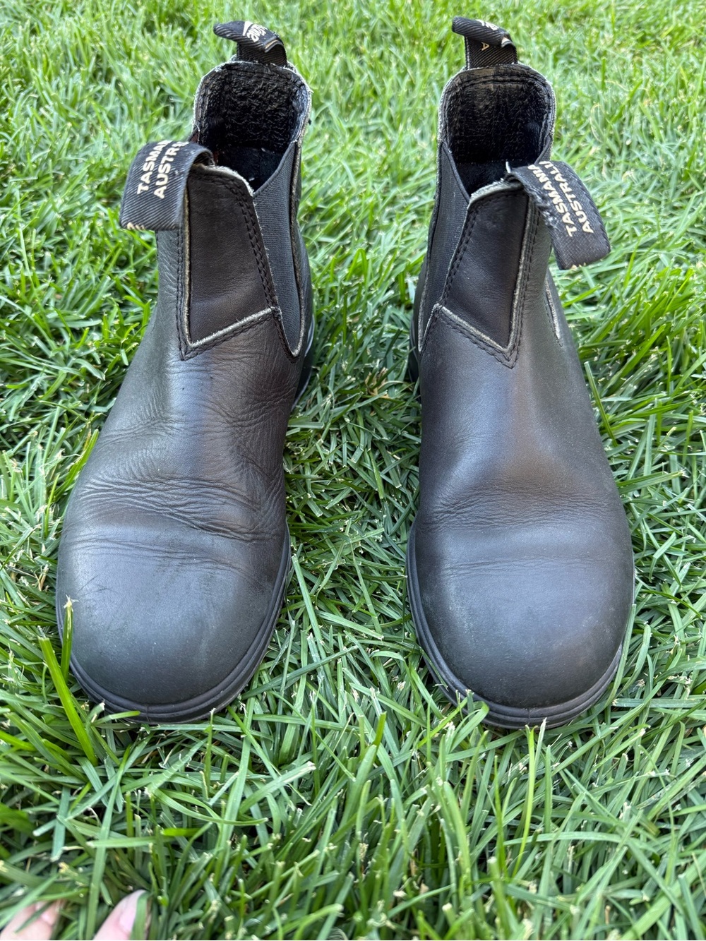Blundstone Black Leather Chelsea Boots Size 4 READ DESCRIPTION